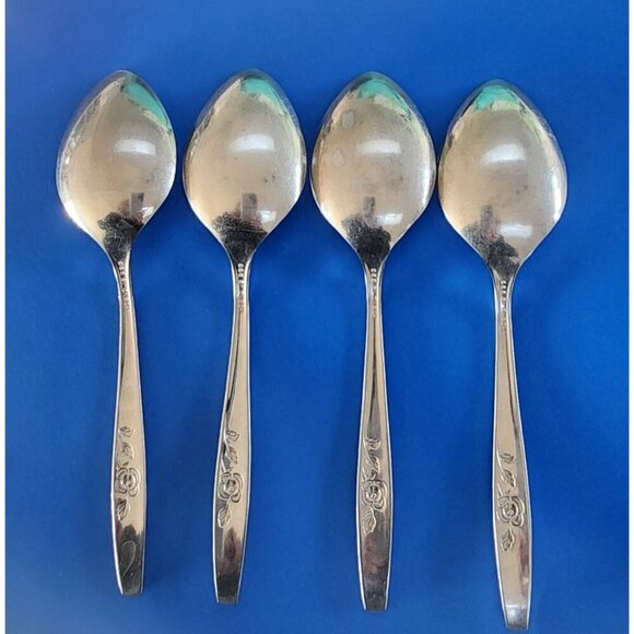 Vintage SSS by Oneida Stainless Flatware Our Rose Soup Spoon x 4 A - Picture 2 of 4